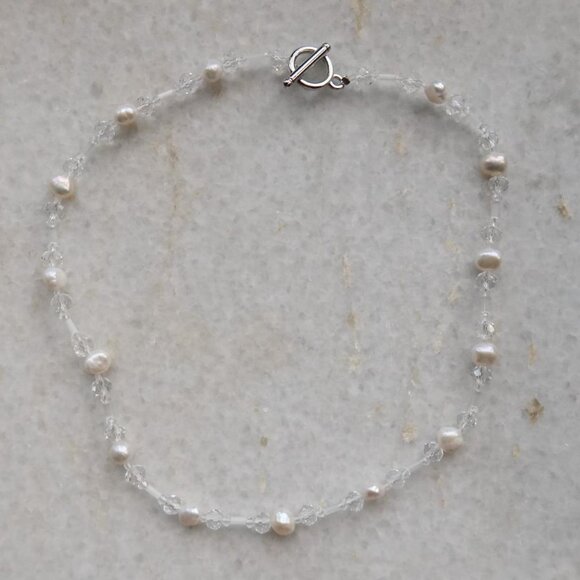 Freshwater Pearl And White Clear Crystal Necklace - Picture 2 of 2